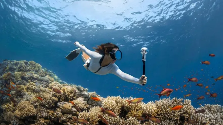 Motocyklowy zestaw kamery Insta360 X5 Essentials Bundle