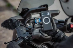 Podstawa montowana pod lusterko do skuterów i motocykli